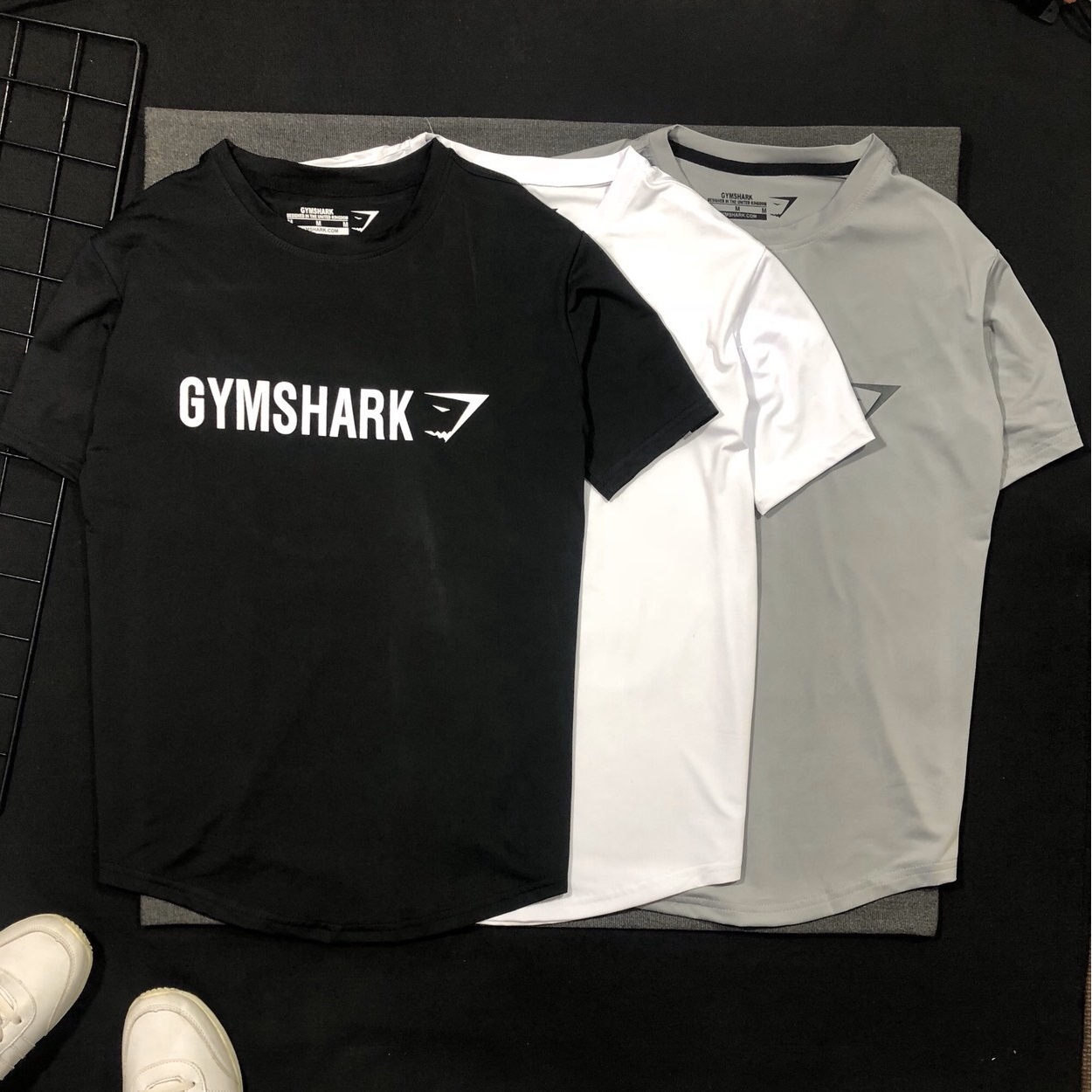 Quần Short Thể Thao Gym Shark Logo Thêu Nổi - Chợ GYM